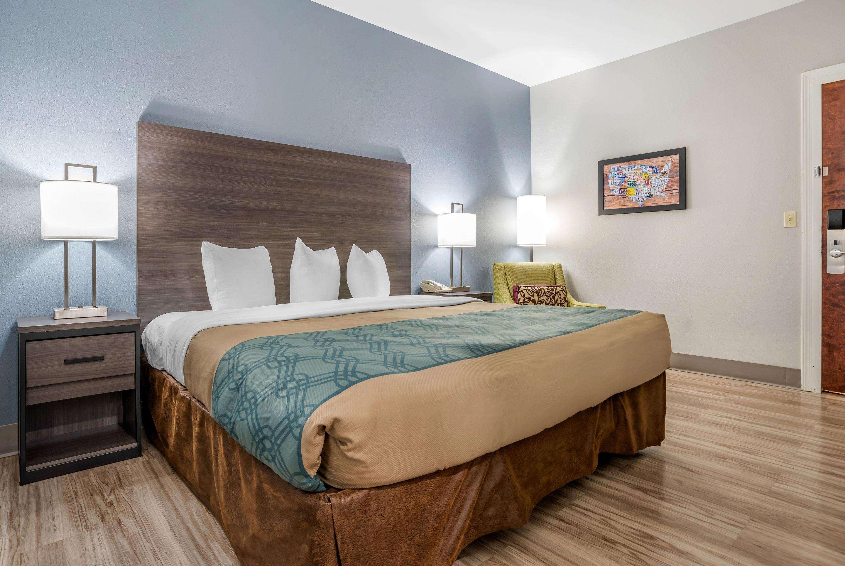 Quality Inn & Suites Demopolis Exteriör bild