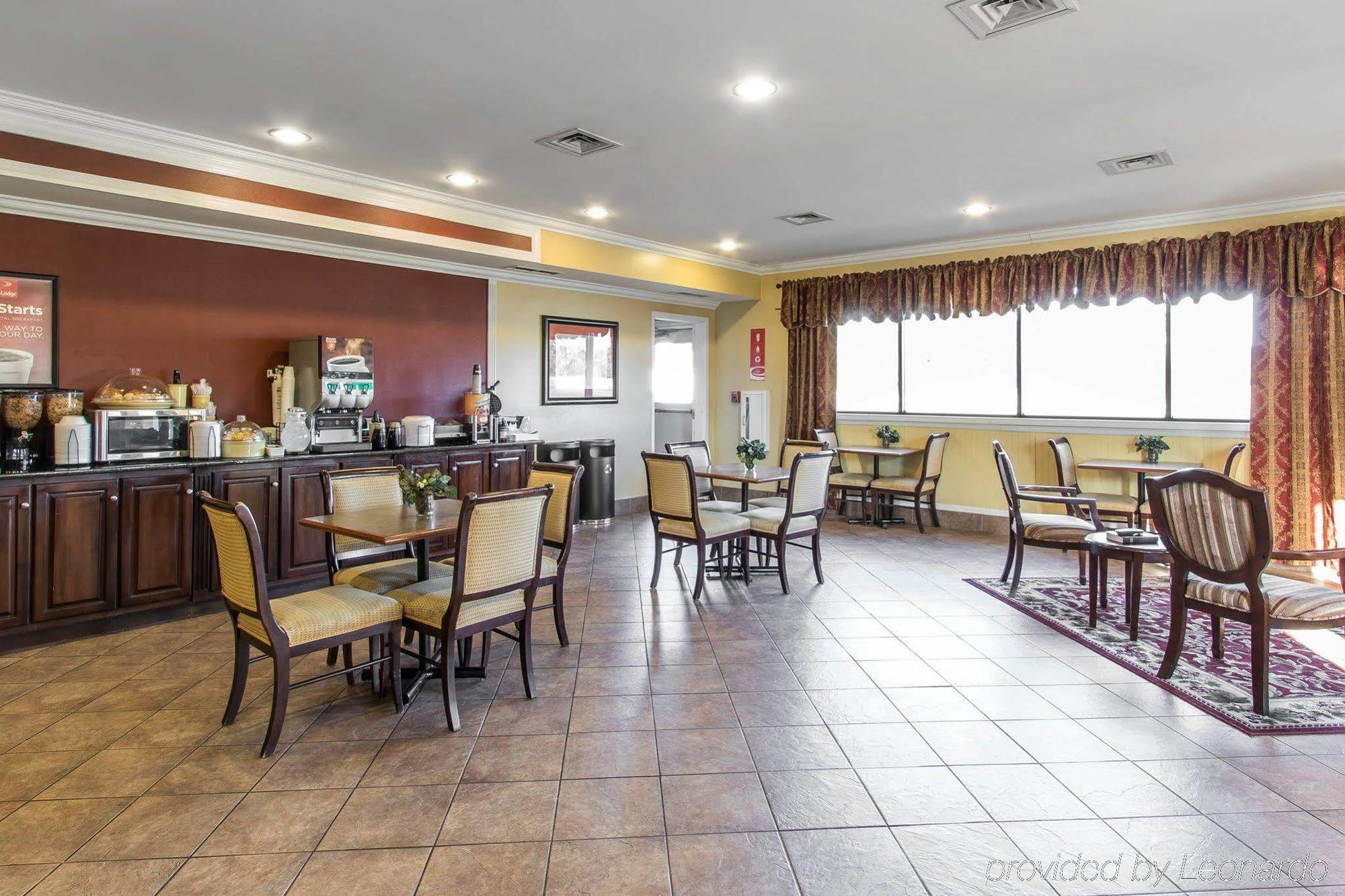 Quality Inn & Suites Demopolis Exteriör bild
