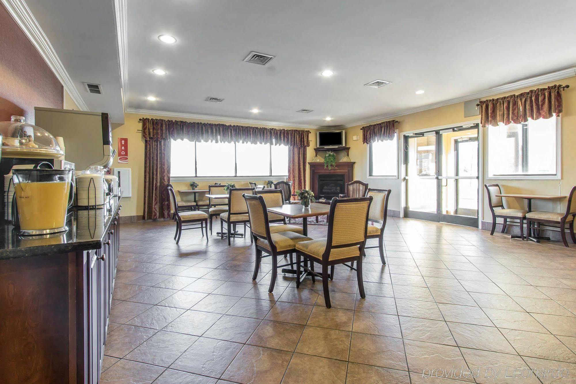 Quality Inn & Suites Demopolis Exteriör bild